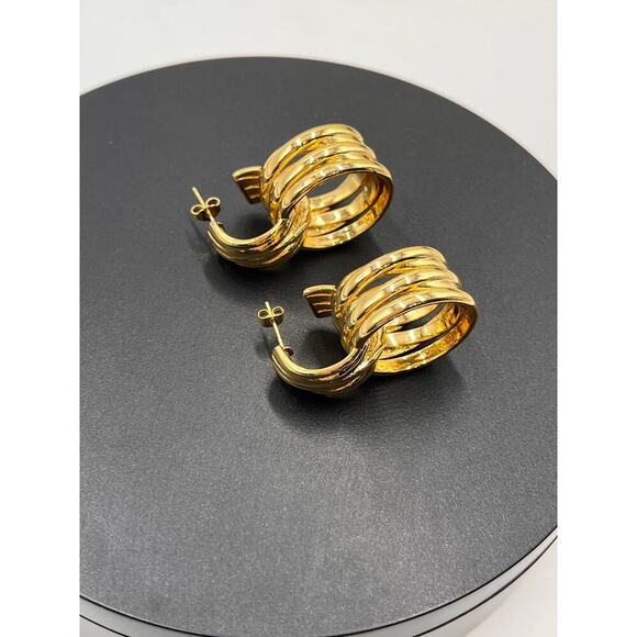 Oma The Label The Idea 18k Gold Plated Chunky Hoop Statement Earring - Picture 10 of 11